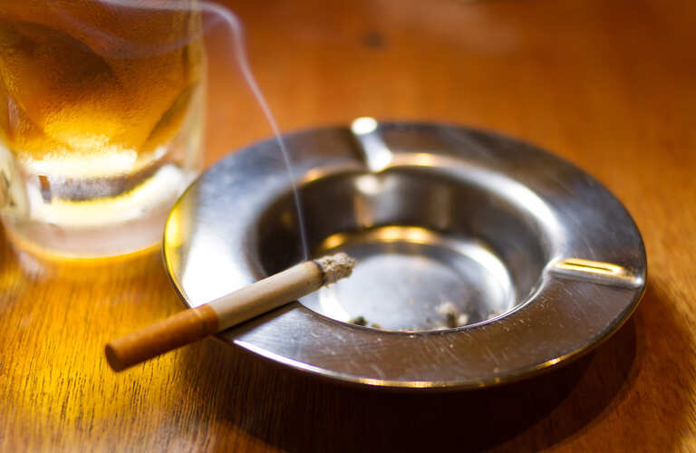 喫煙可で気兼ねなくお酒と食事が楽しめます | 新小岩の居酒屋なら低温調理料理の個室居酒屋 酔一 新小岩店